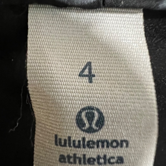 Lululemon jacket - Picture 2 of 4